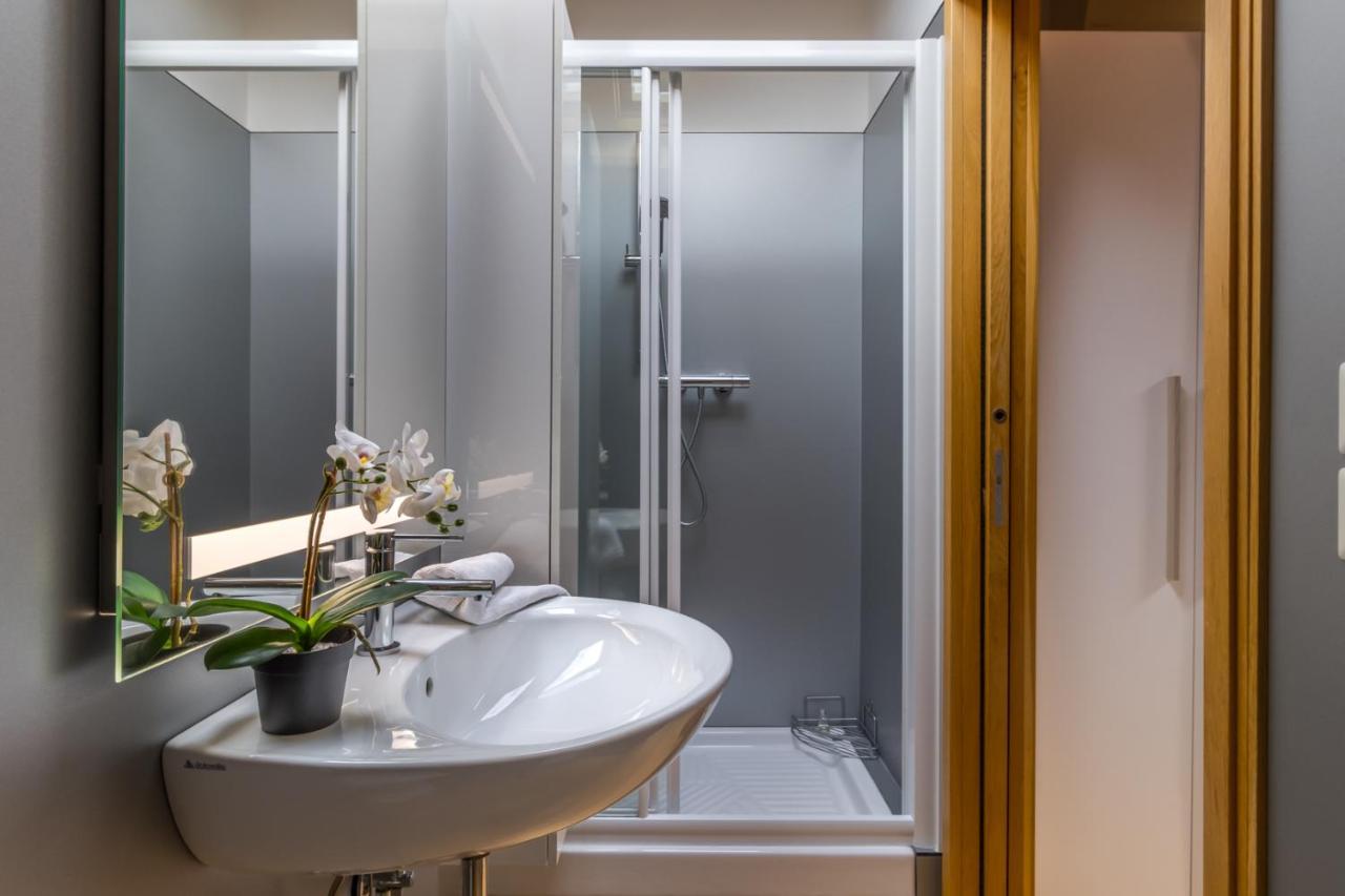 The Silk House Aparthotel Венеция Екстериор снимка