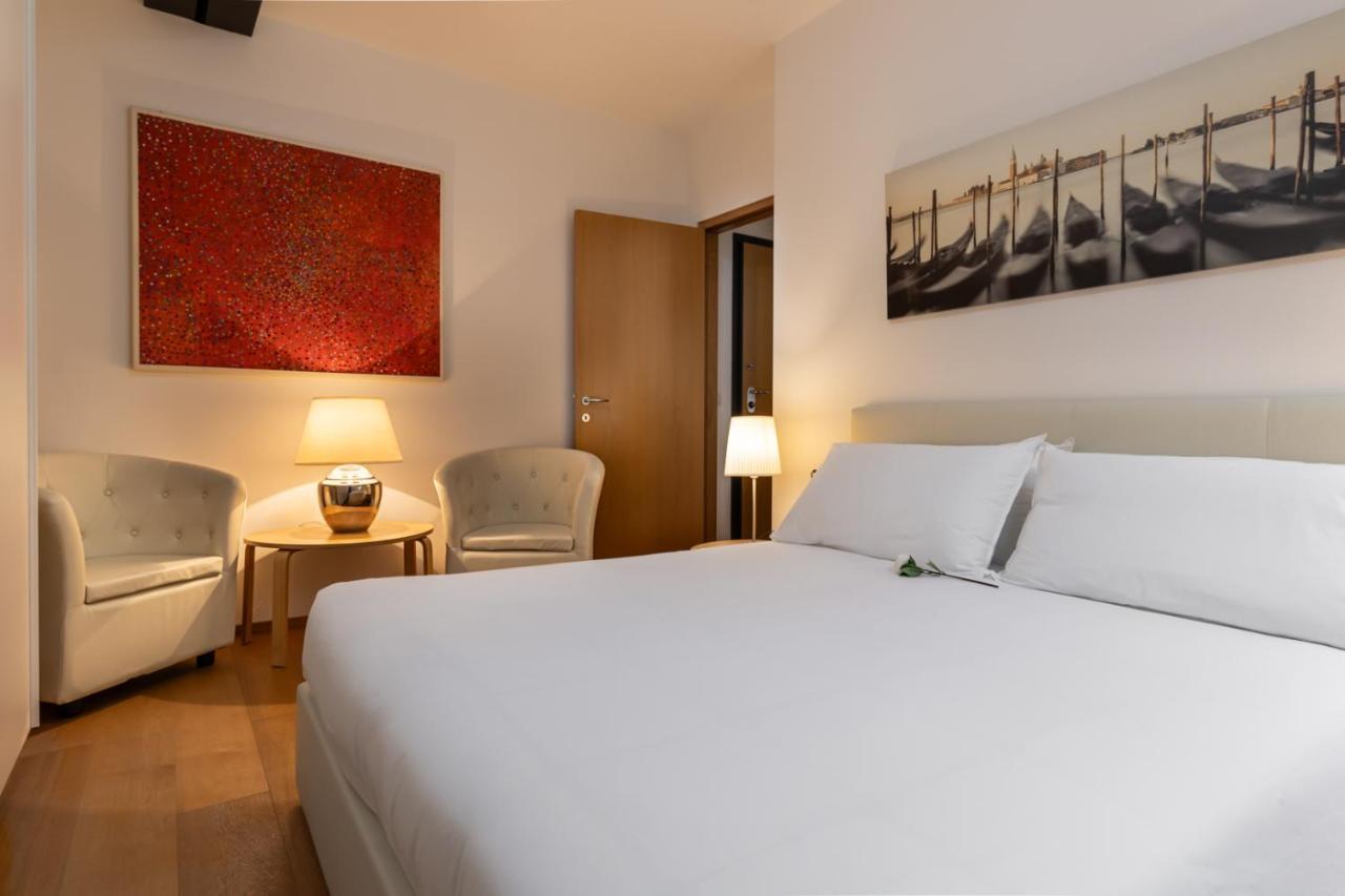 The Silk House Aparthotel Венеция Екстериор снимка