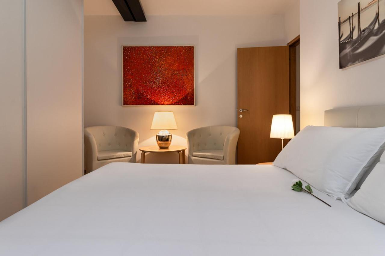 The Silk House Aparthotel Венеция Екстериор снимка